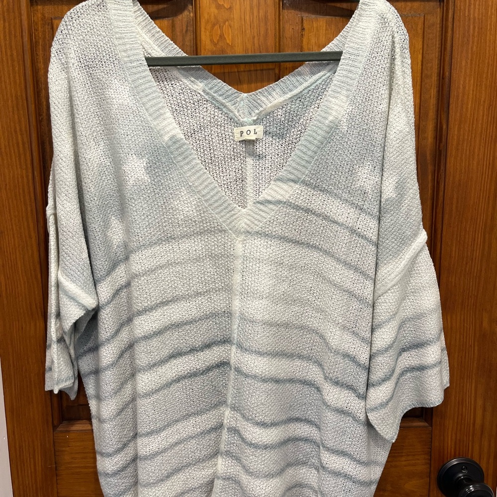 POL Soft Gray Textured Knit Top